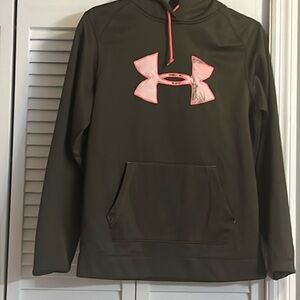 Cold gear semi fitted